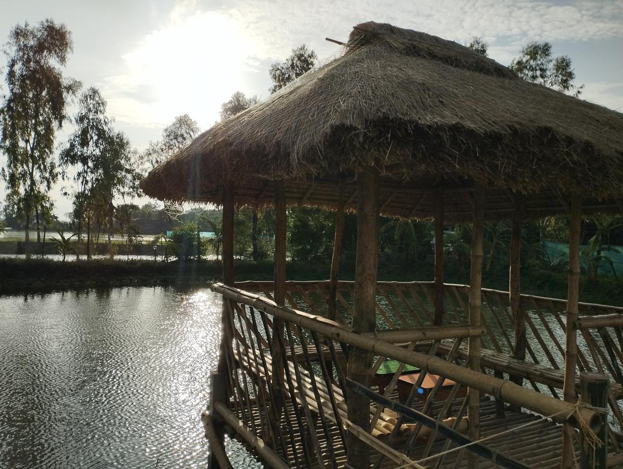Sundarban Jungle Mahal Resort Gosāba Exterior photo
